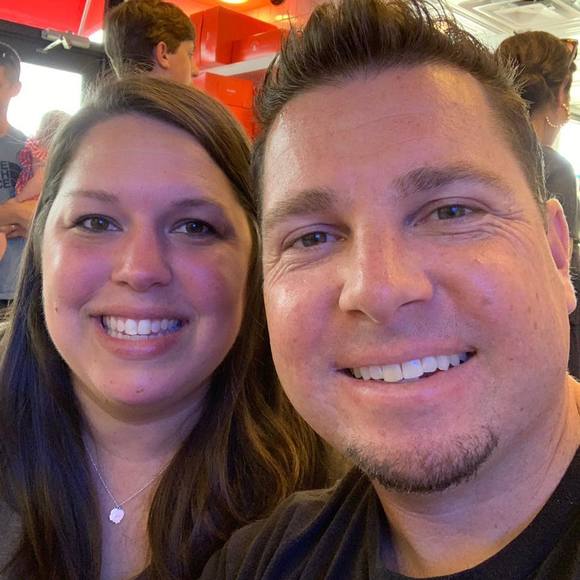 Meet your Posher, Stephanie - Picture 1 of 1